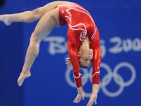 FB体育注册网址-里斯本的月光，当布鲁诺的弧线刺穿诺坎普的傲慢