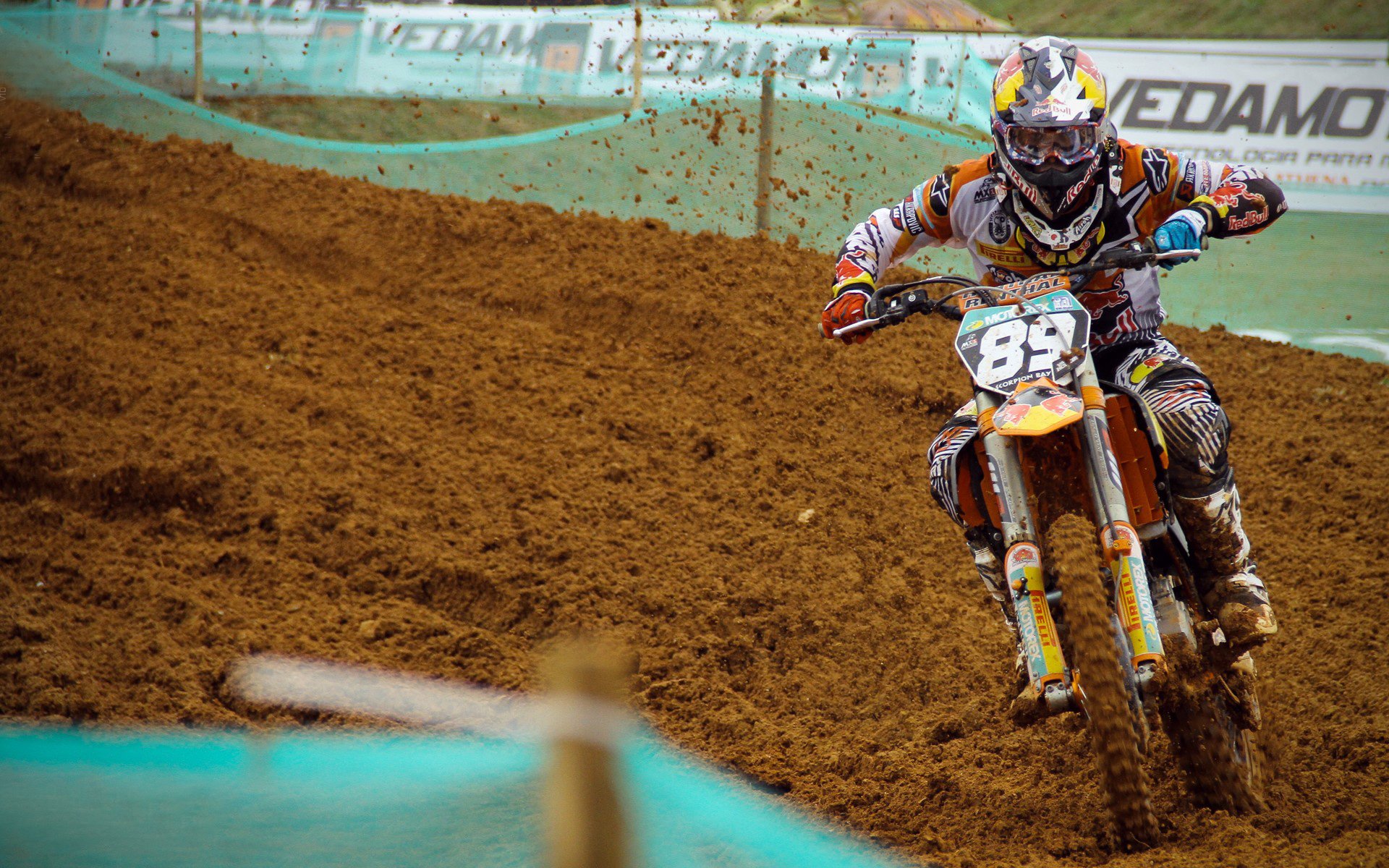 维斯塔潘的绝对统治下，威廉姆斯逆转雷诺的战术奇迹